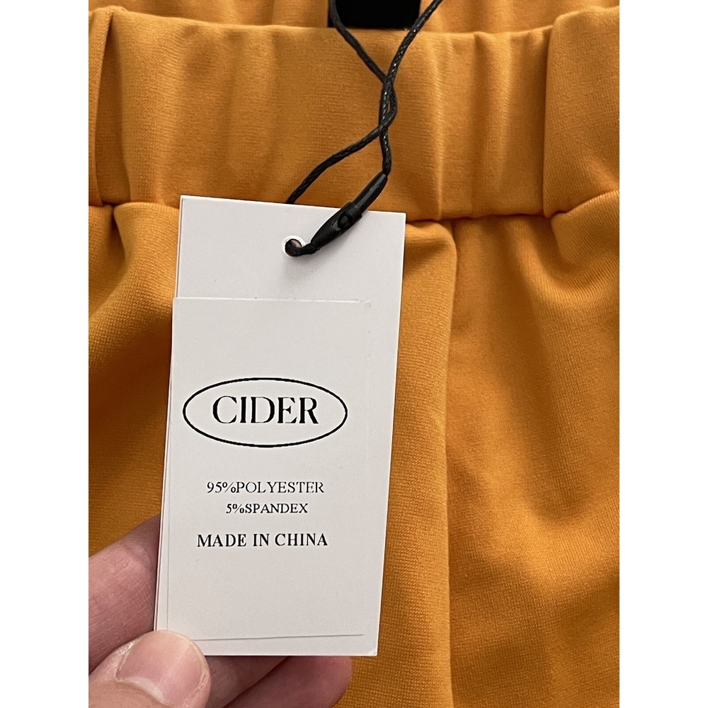 CIDER Orange Shorts Brand New w/ Tags Size M NWT - Picture 2 of 6